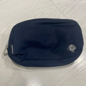 Lululemon Everywhere Belt Bag